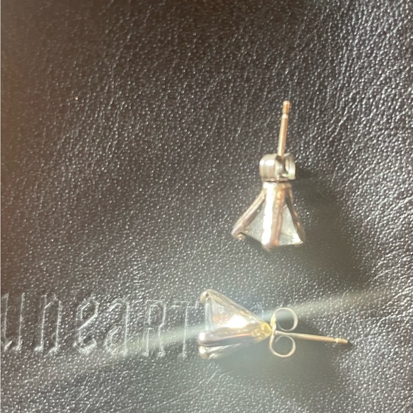 Unearthen Prism earrings - Quartz - Picture 4 of 5